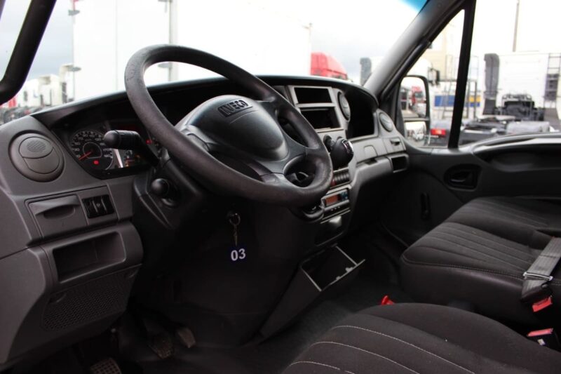 Iveco Daily 70C17 2012/2013 - Imagem 2